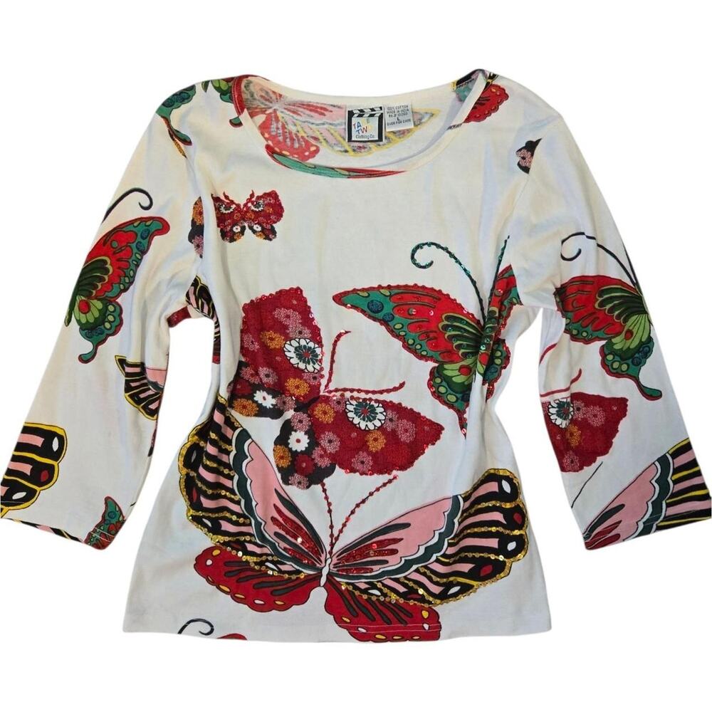 Cutest y2k butterfly top ever